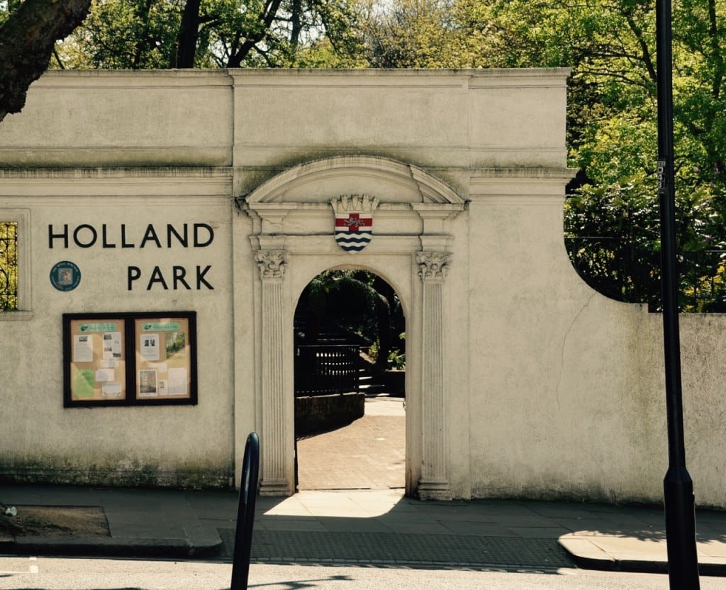 Londonのオアシス　Holland park