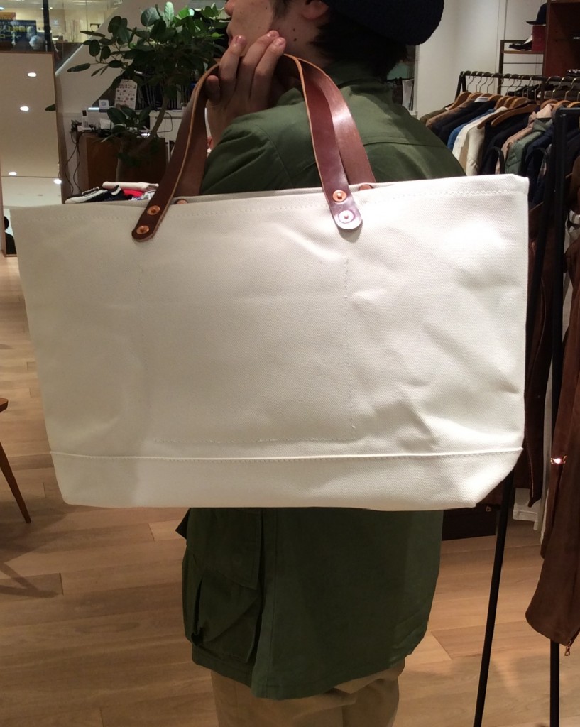 CANVAS　TOTE　￥38,000-+TAX