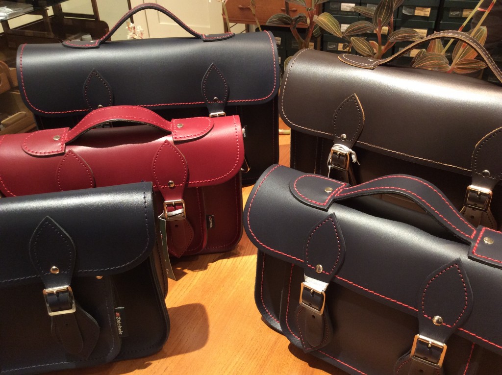 Satchel Classic Series 11.5inc ￥27,800-+tax 14.5inc ￥32,800-+tax