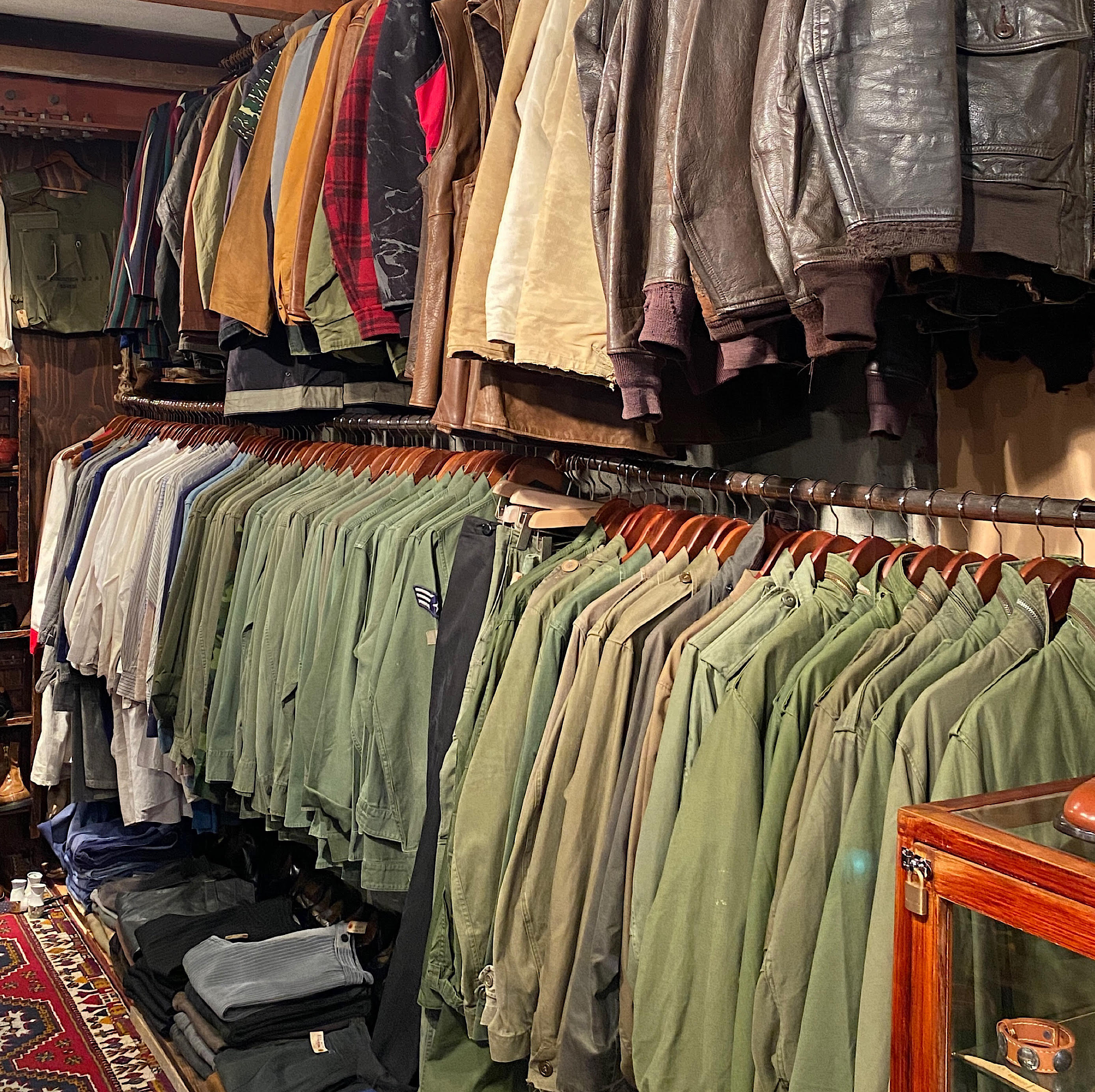 古着屋の魅力。イギリスに縁のある私物をご紹介。| 京都店 | BRITISH