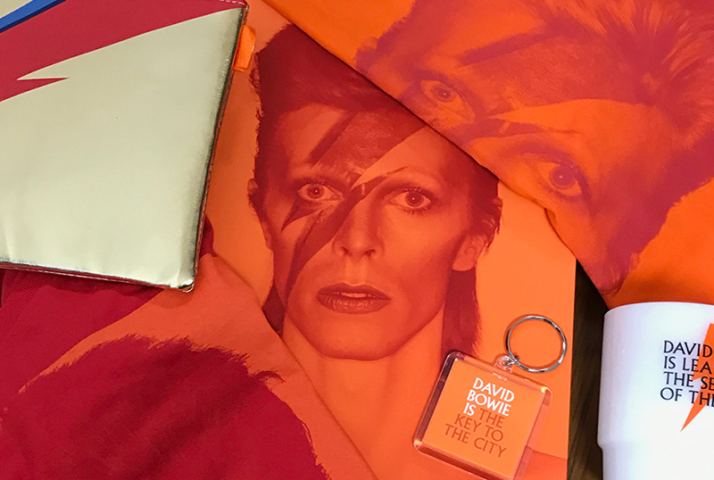 デヴィッド・ボウイ大回顧展『DAVID BOWIE is』好評開催中 | BRITISH MADE