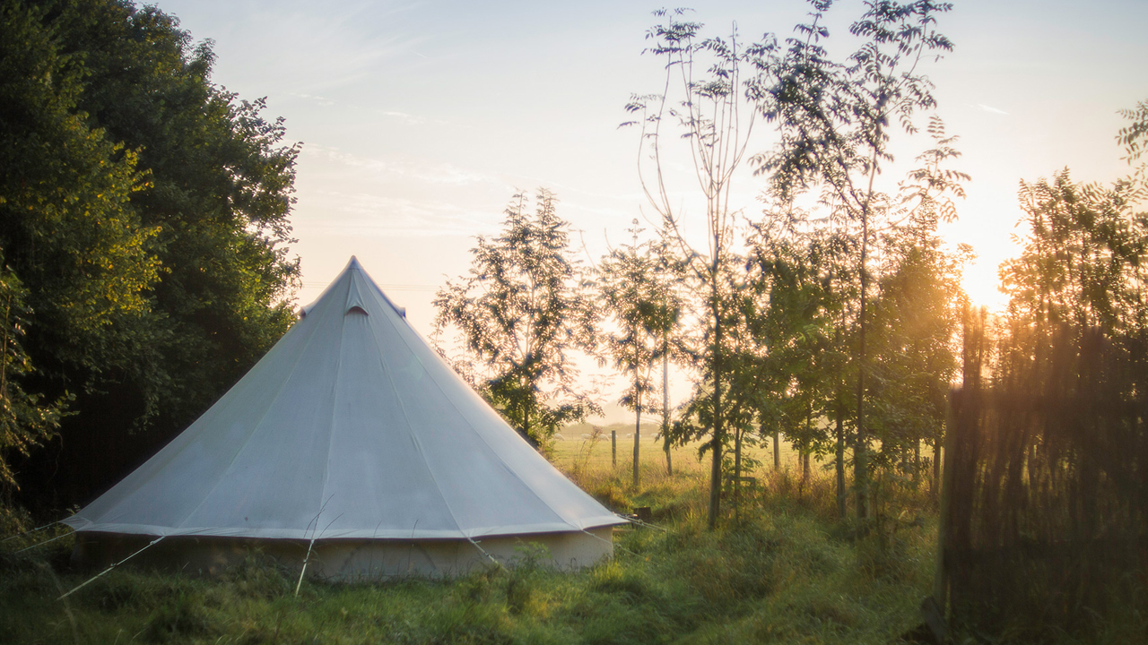 世界のグランピングカルチャーをリードするイギリス発のキャンプメーカー“Camping with Soul”のPOP UPをオンラインショップで期間限定開催
