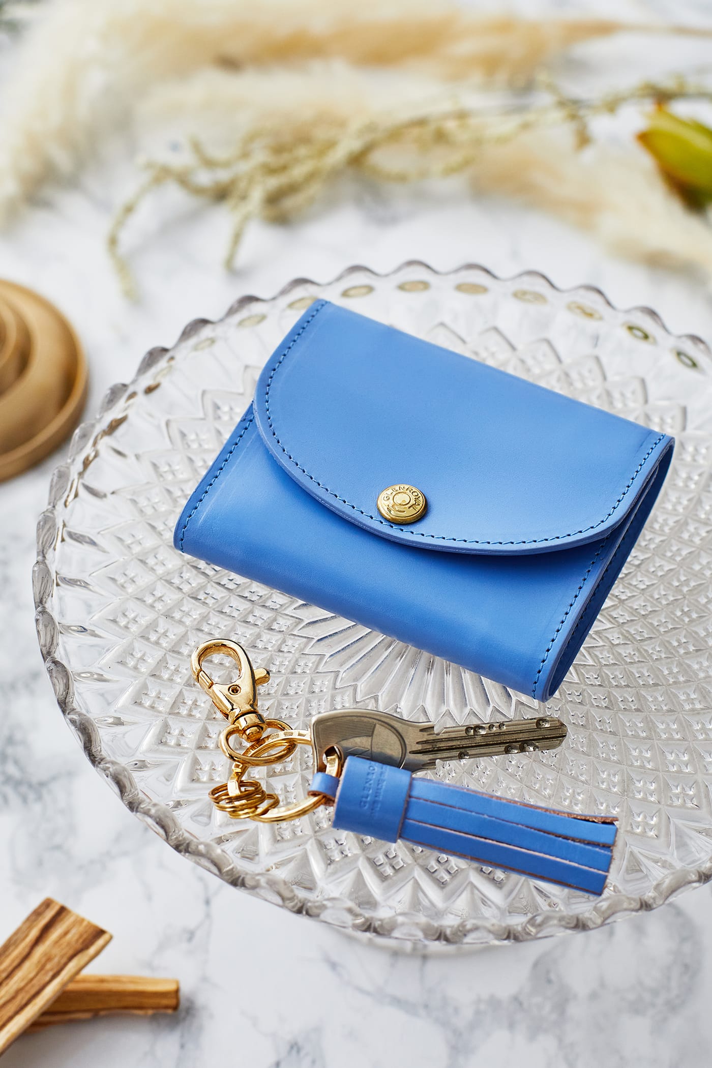 グレンロイヤル 手のひらサイズのミニ財布 FLAP SMALL PURSE