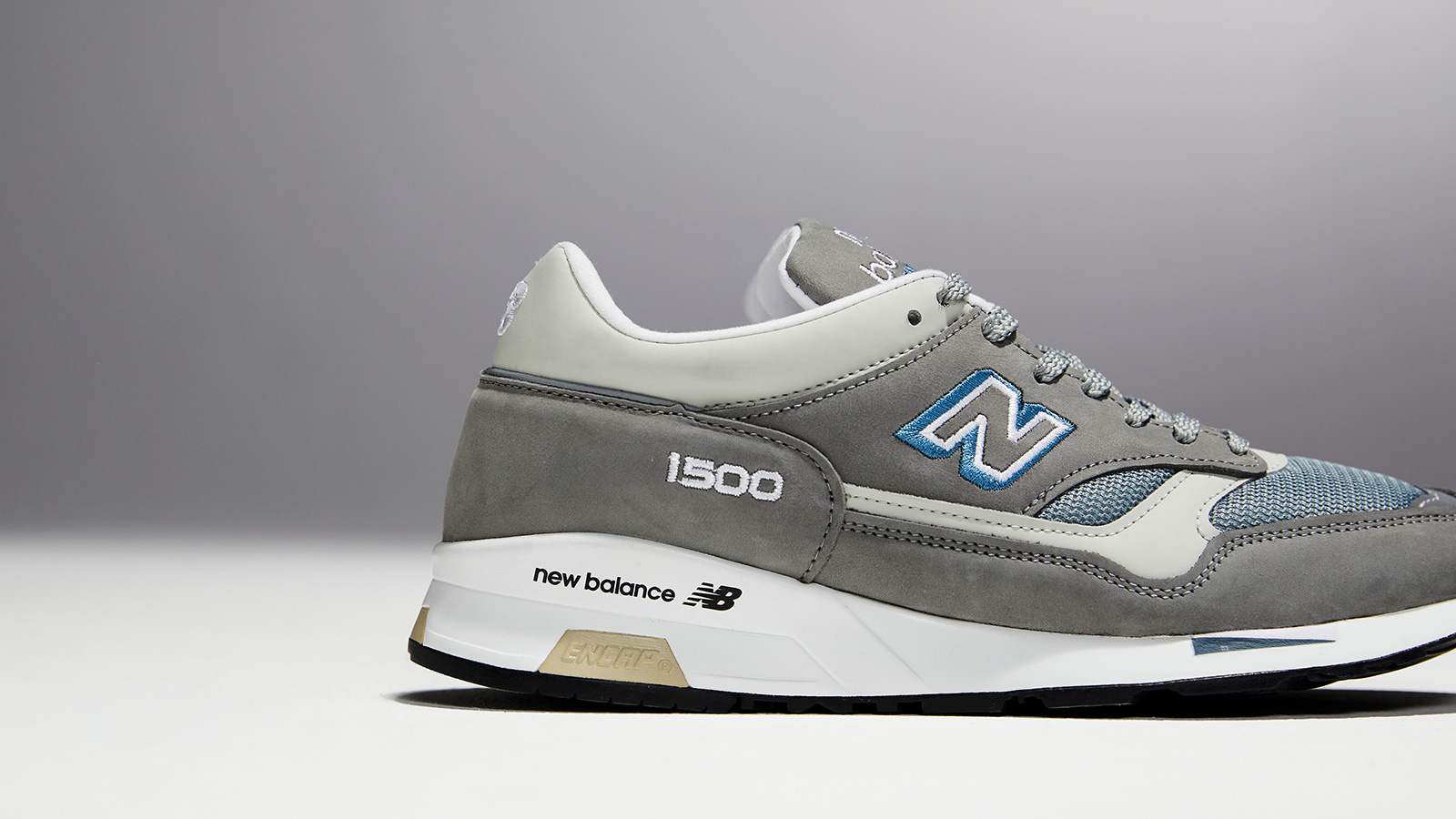 new balance 1500 グレー　スニーカー　UK 8.0 26.0㎝