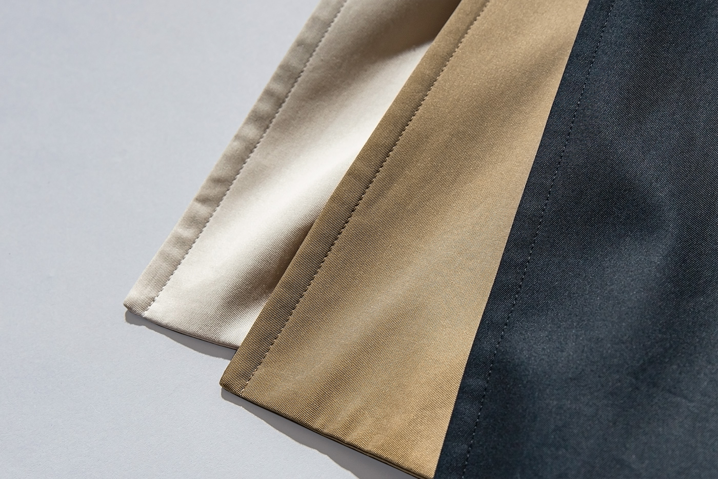 ブリティシュメイド オリジナル タイロッケンコート 「ヨークシャー」 繊細な超長綿を高密度に織り上げた高級素材
