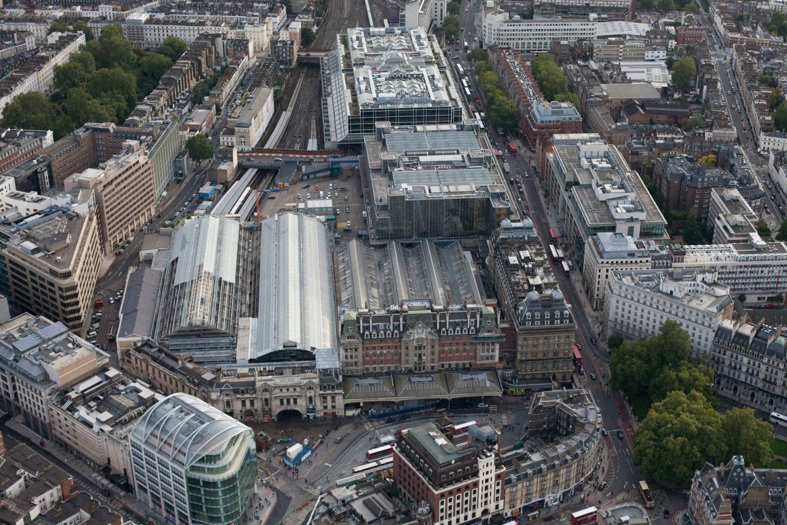 ロンドン・ターミナル駅シリーズ その8｜ロンドン・ヴィクトリア駅、航海時代のイギリスの玄関