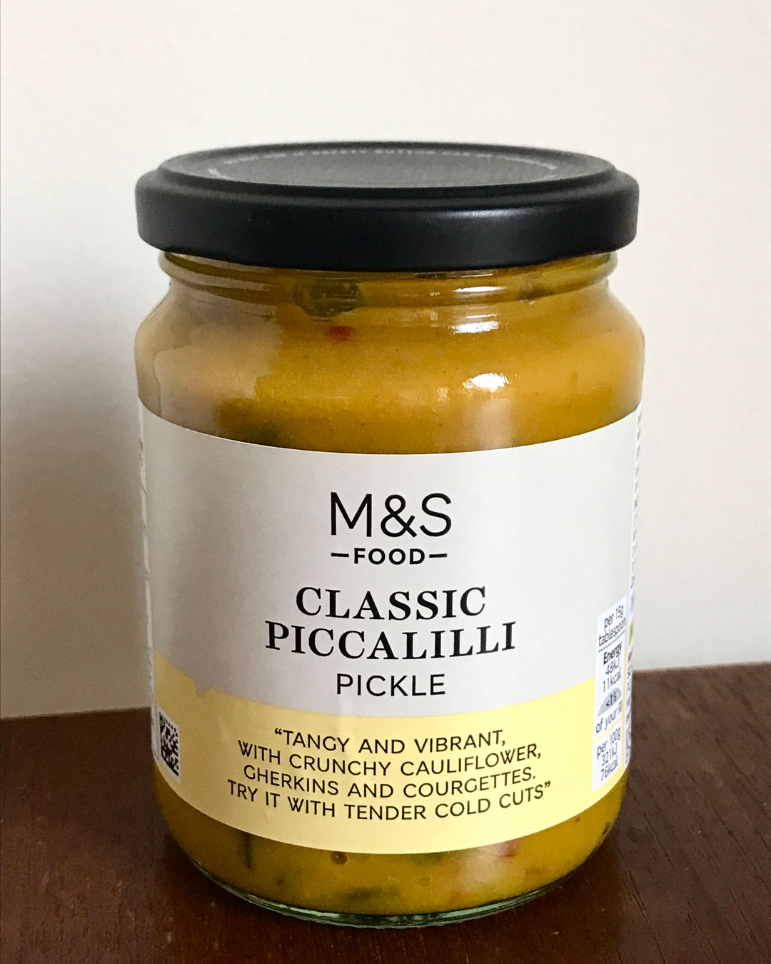 イギリスの食卓に欠かせないもの｜バラエティあふれるピクルス ピッカリリ（Piccalilli）