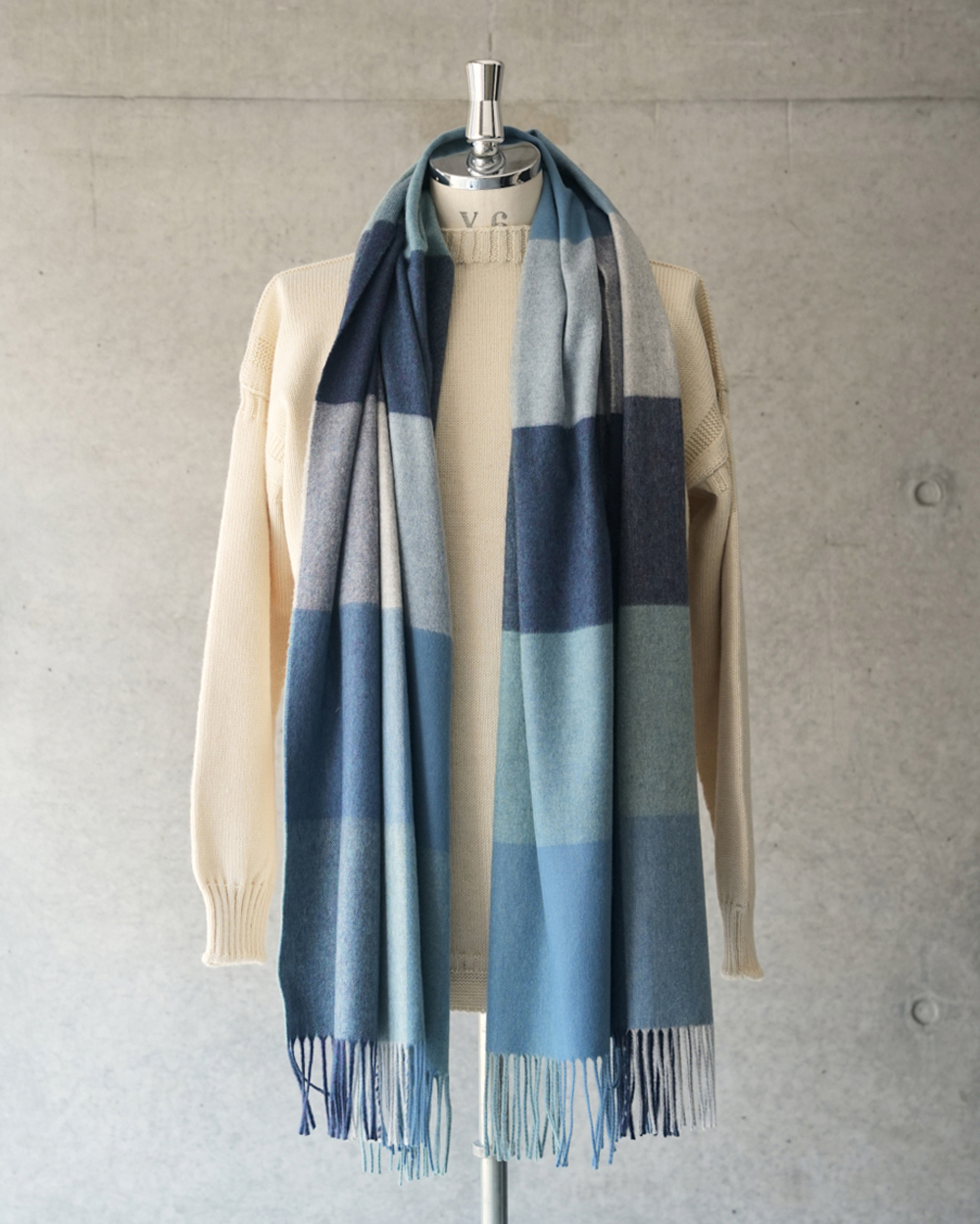ジョンストンズ Johnstons of elgin ブリティッシュメイド 2025 正規輸入代理店